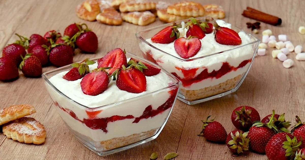 Creamy desserts, pastry textures and sweet presentation details